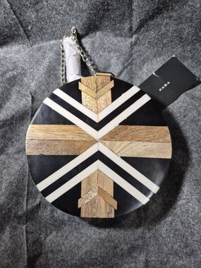 Zara Black & Wood Geometric Round Accent Handbag